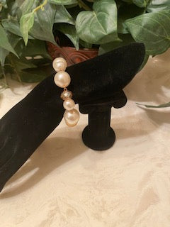 PEARL BRACELET