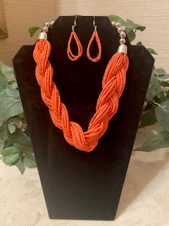 CORAL BEADED NECKLACE